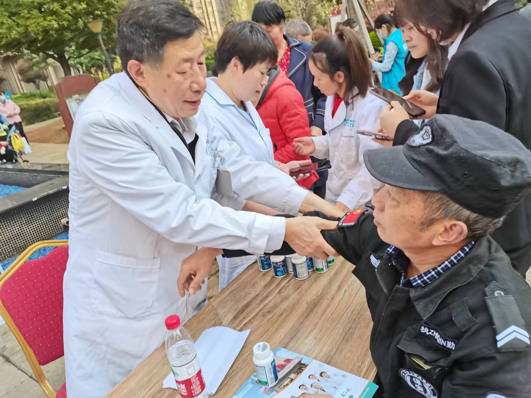 大理最新24小时高价回收医保长沙方法分析(最方便真实的大理长沙医废处理方法)